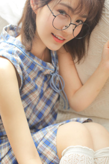 砸钱宝马女