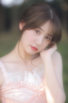 请从门缝里看我结局